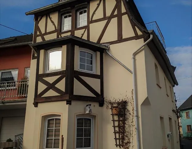 Haus Muehlenweg * Maring-Noviand